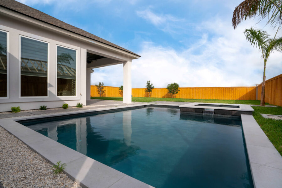 713 E Jersey Meadow Ave, McAllen, TX