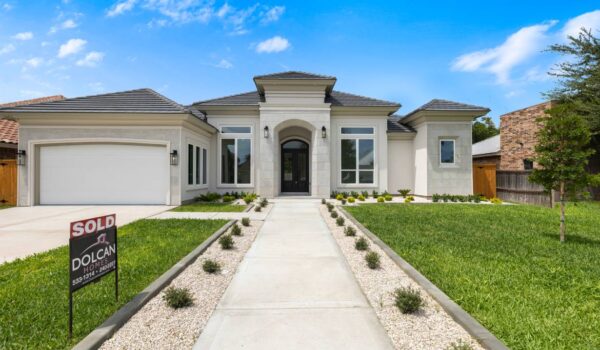 4 Reasons To Choose A Custom Home Builder
